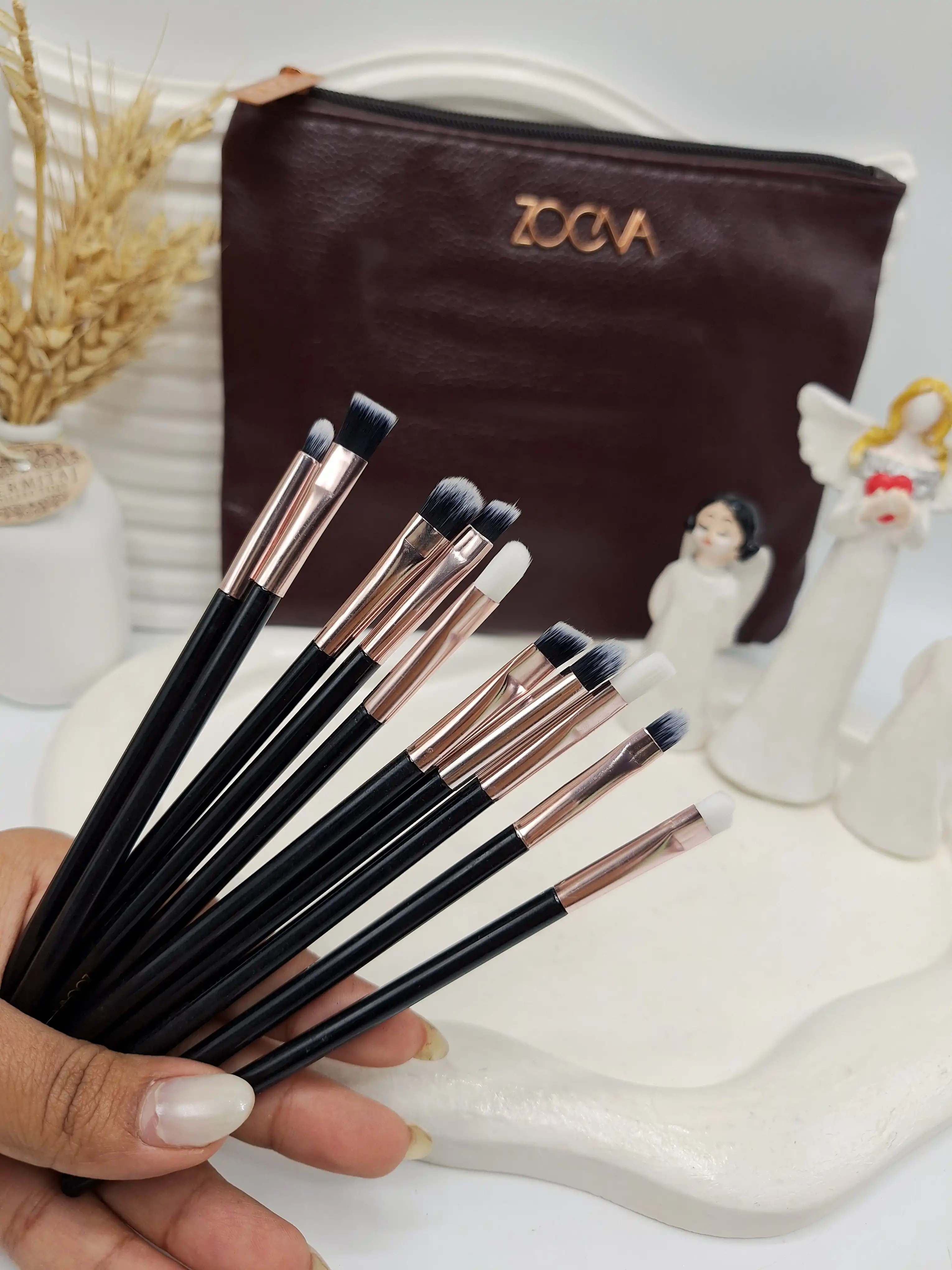 ست براش مشکی اصل 15 عددی لاکچری زووا با کیف چرمی ZOEVA (کیف قهوه ای تیره )