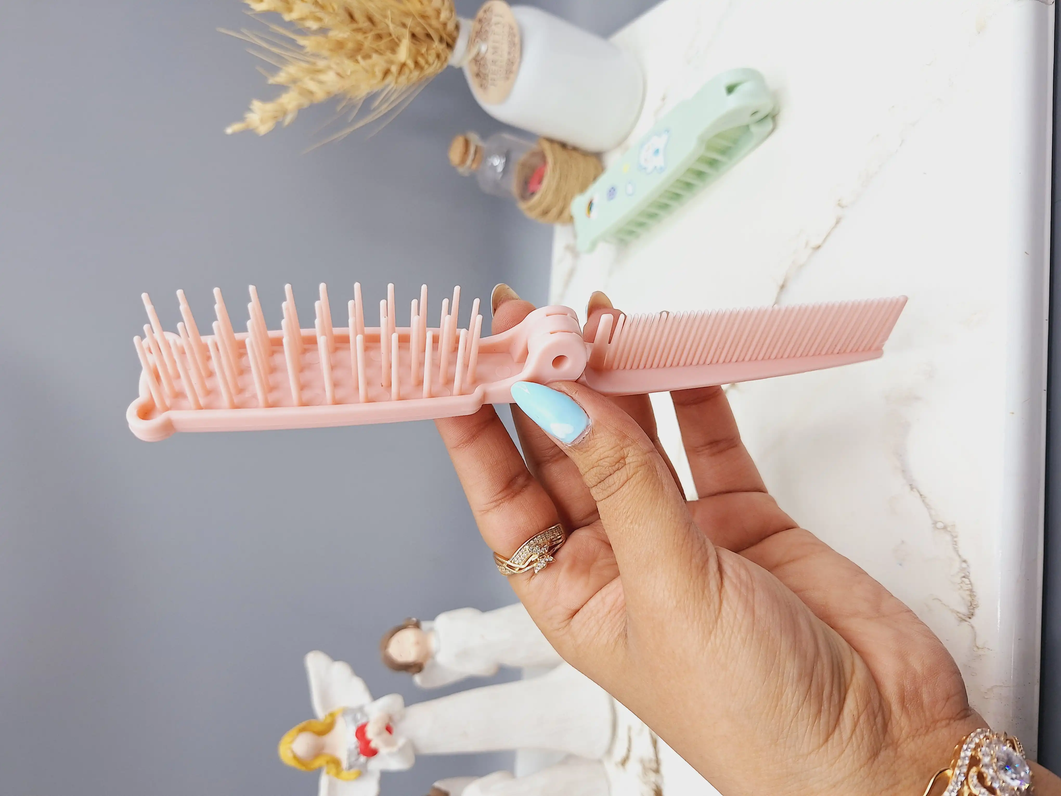 شانه مو تاشو مدل فانتری و کیوت  مناسب برای مسافرت