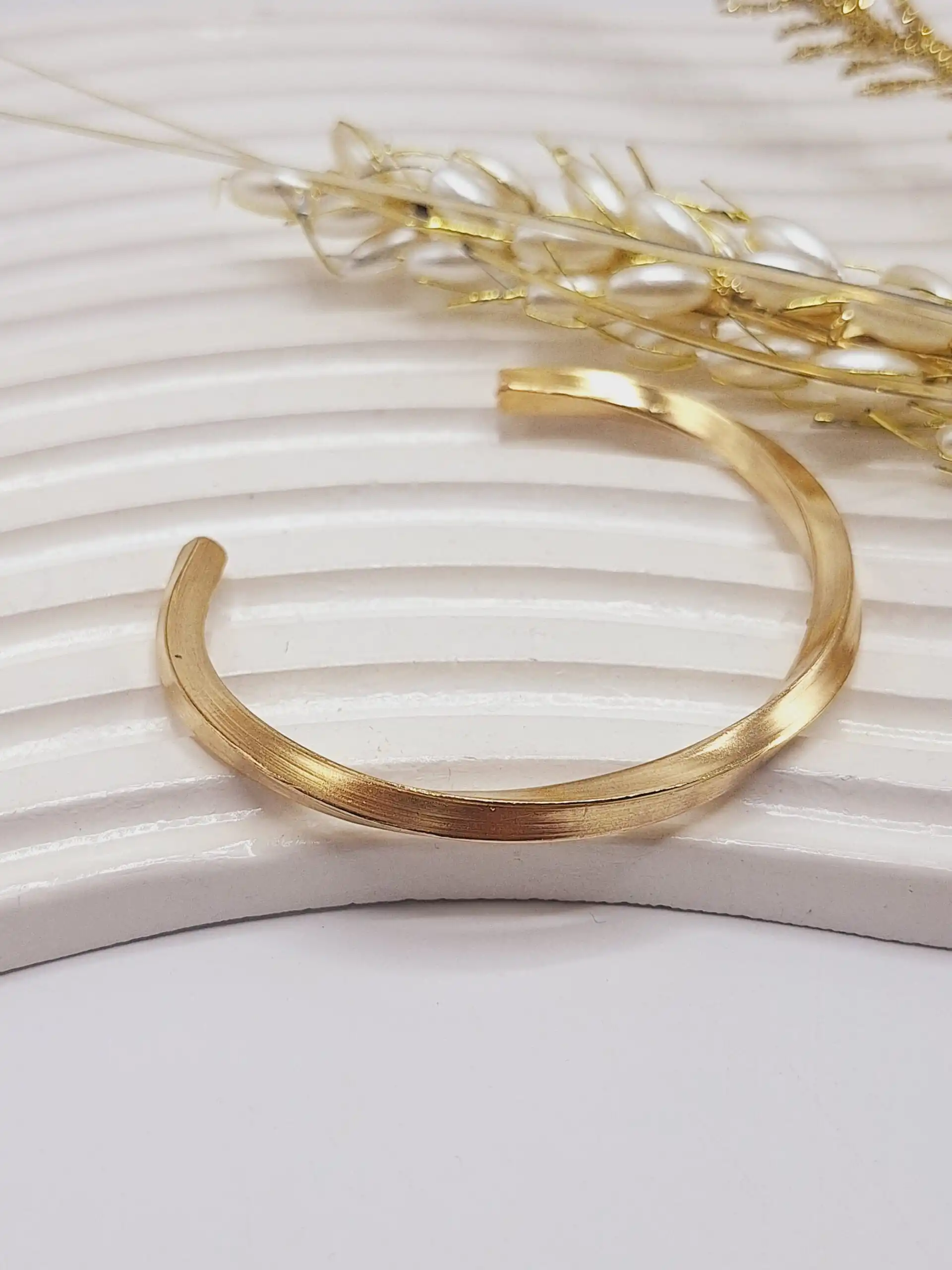 دستبند زنانه و مردانه استیل طلایی