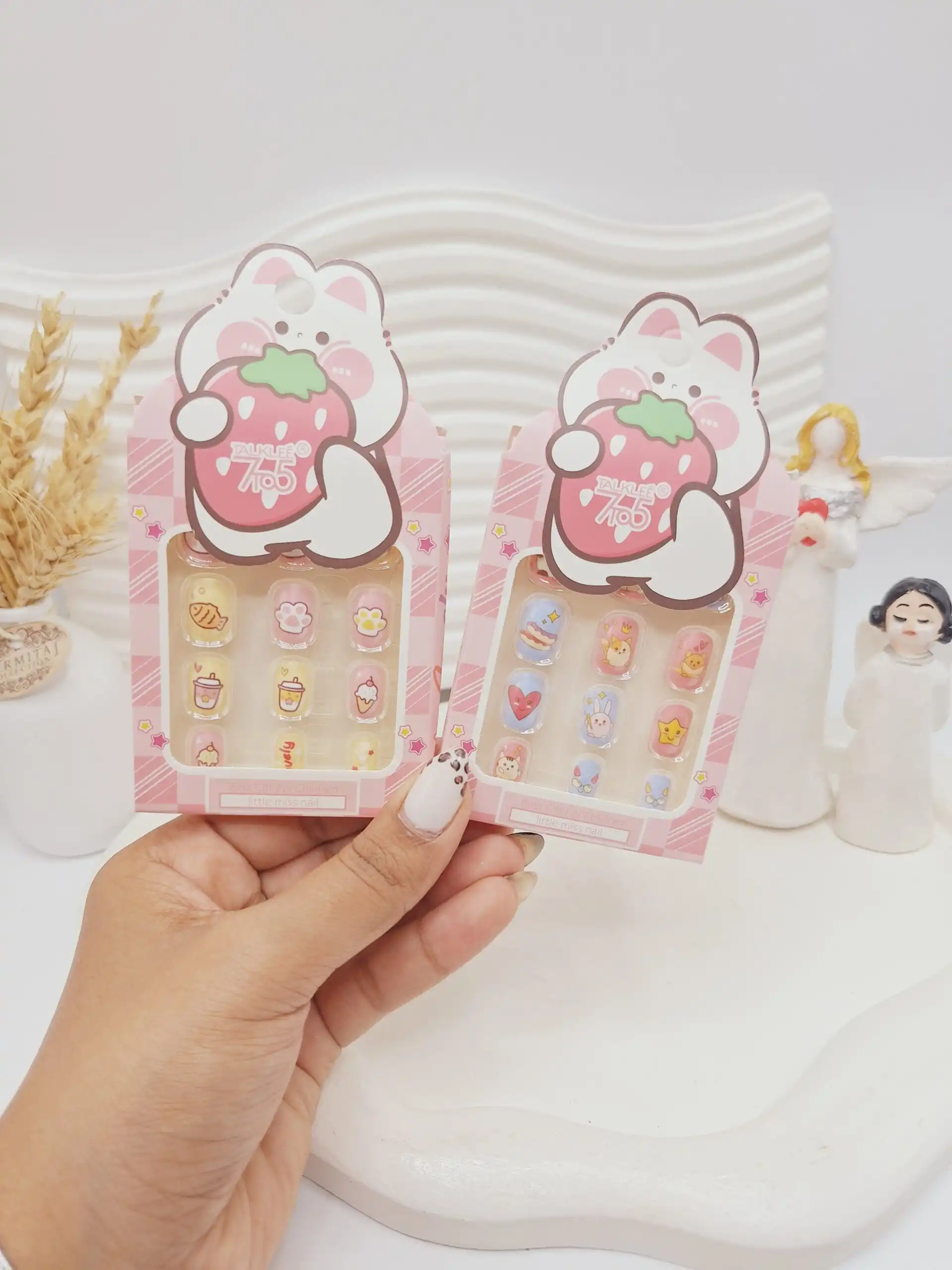 پک ناخن مصنوعی بچگانه طرح خرس توت فرنگی کد 9991