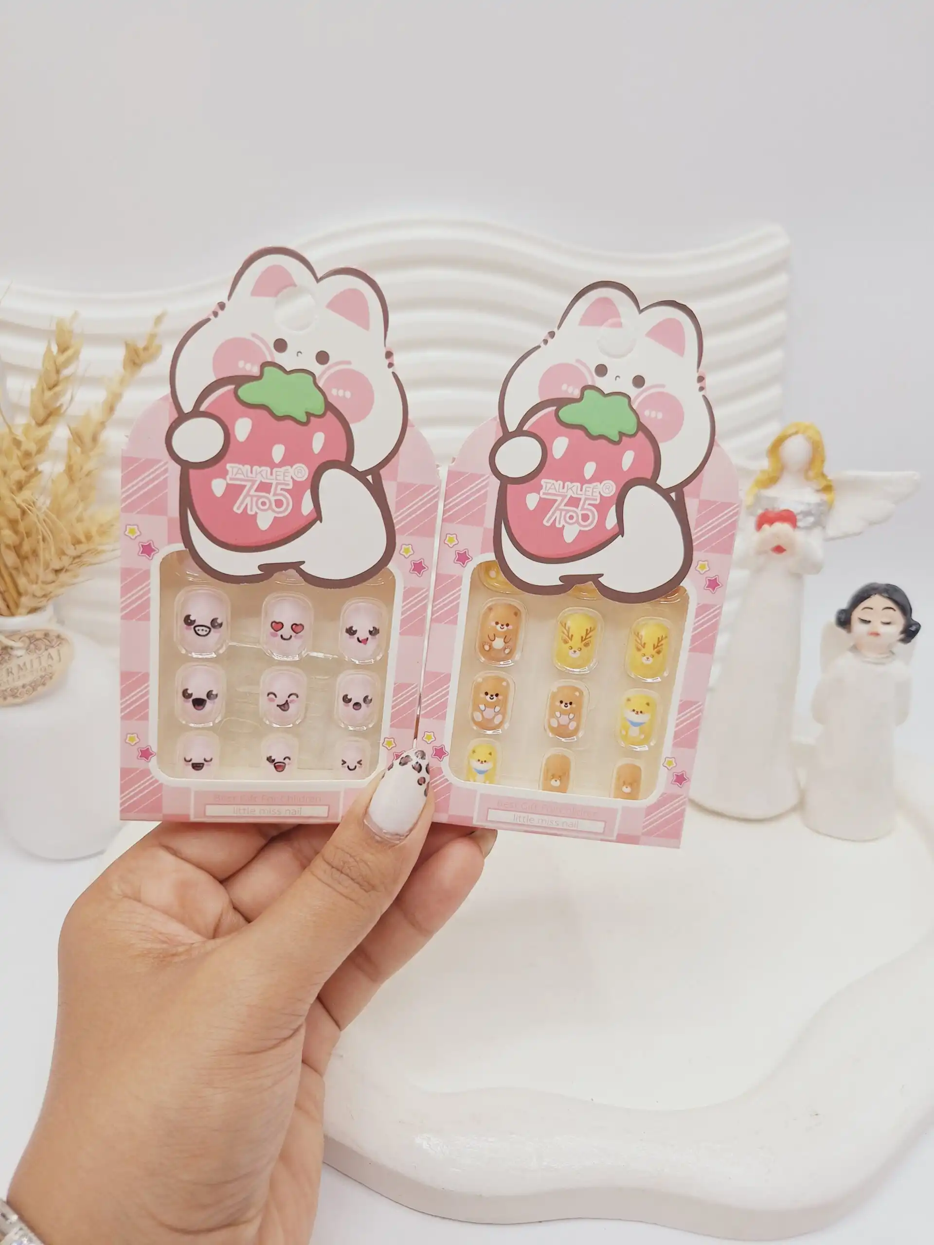 پک ناخن مصنوعی بچگانه طرح خرس توت فرنگی کد 9991