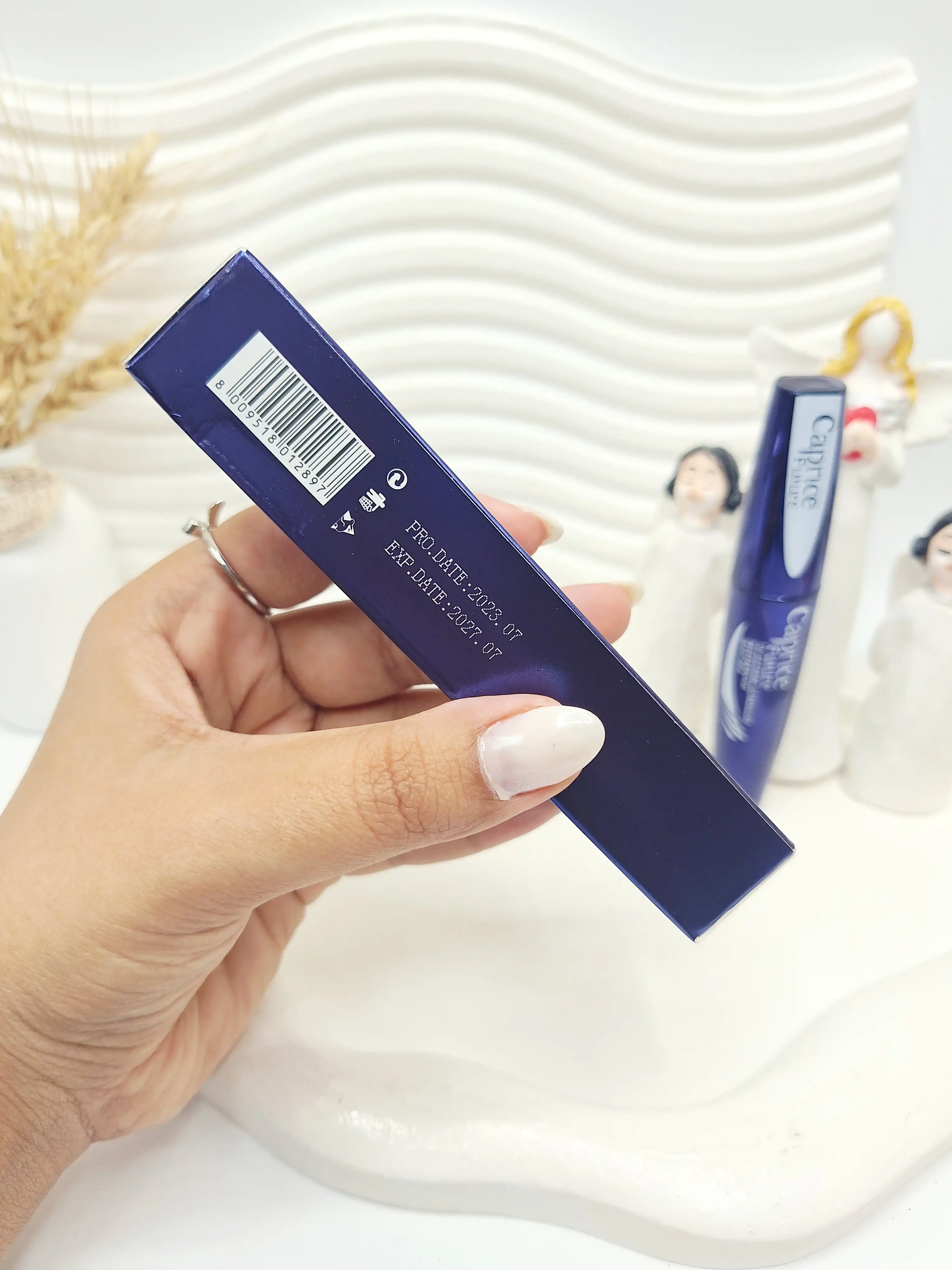 ریمل پرپشت کننده و بلند کننده بدونن ریزش برند کارپریس Caprice کد 2897