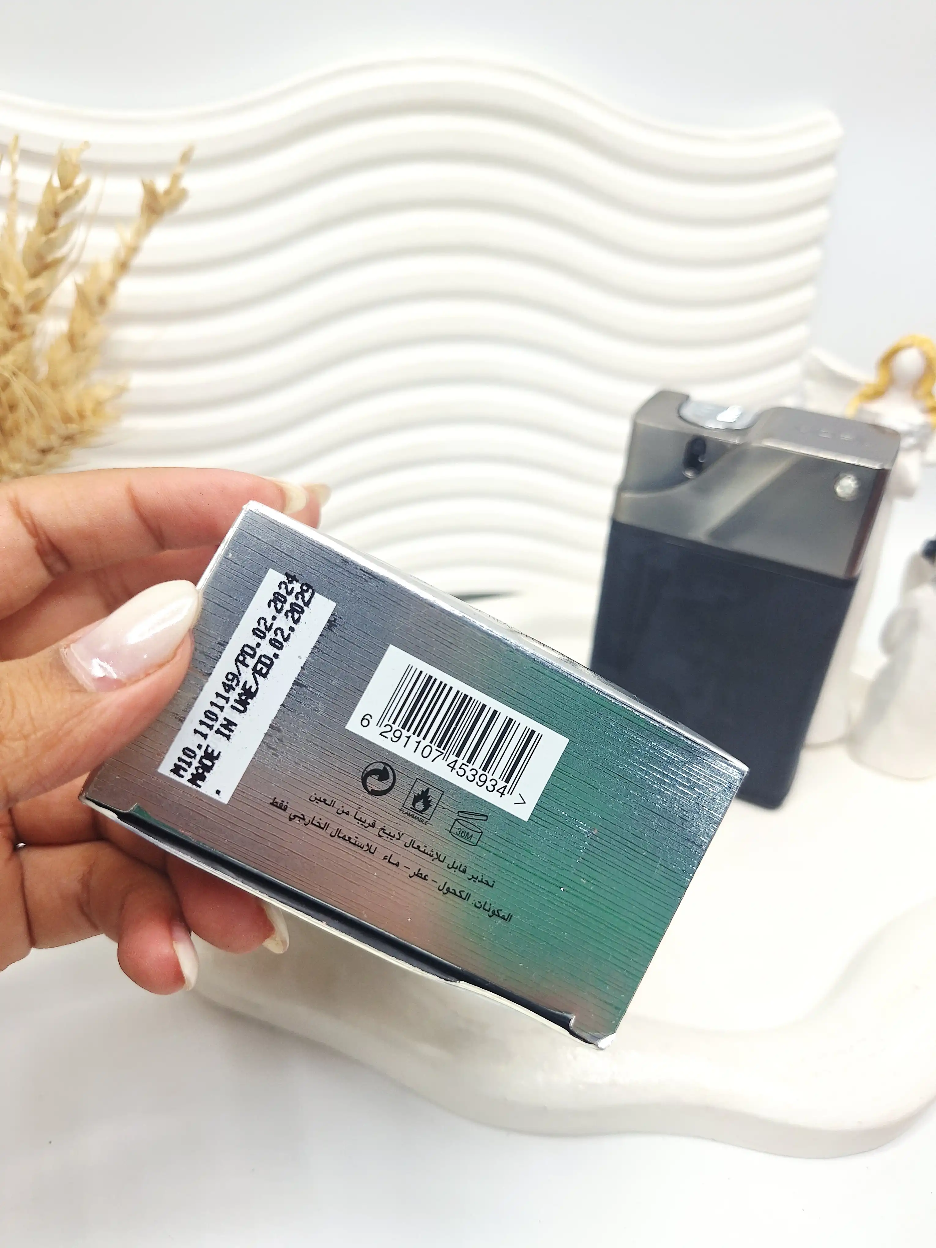 ادکلن مردانه LEADER حجم 100 میل شرکتی کد 3934 (کارتن نقره ای)