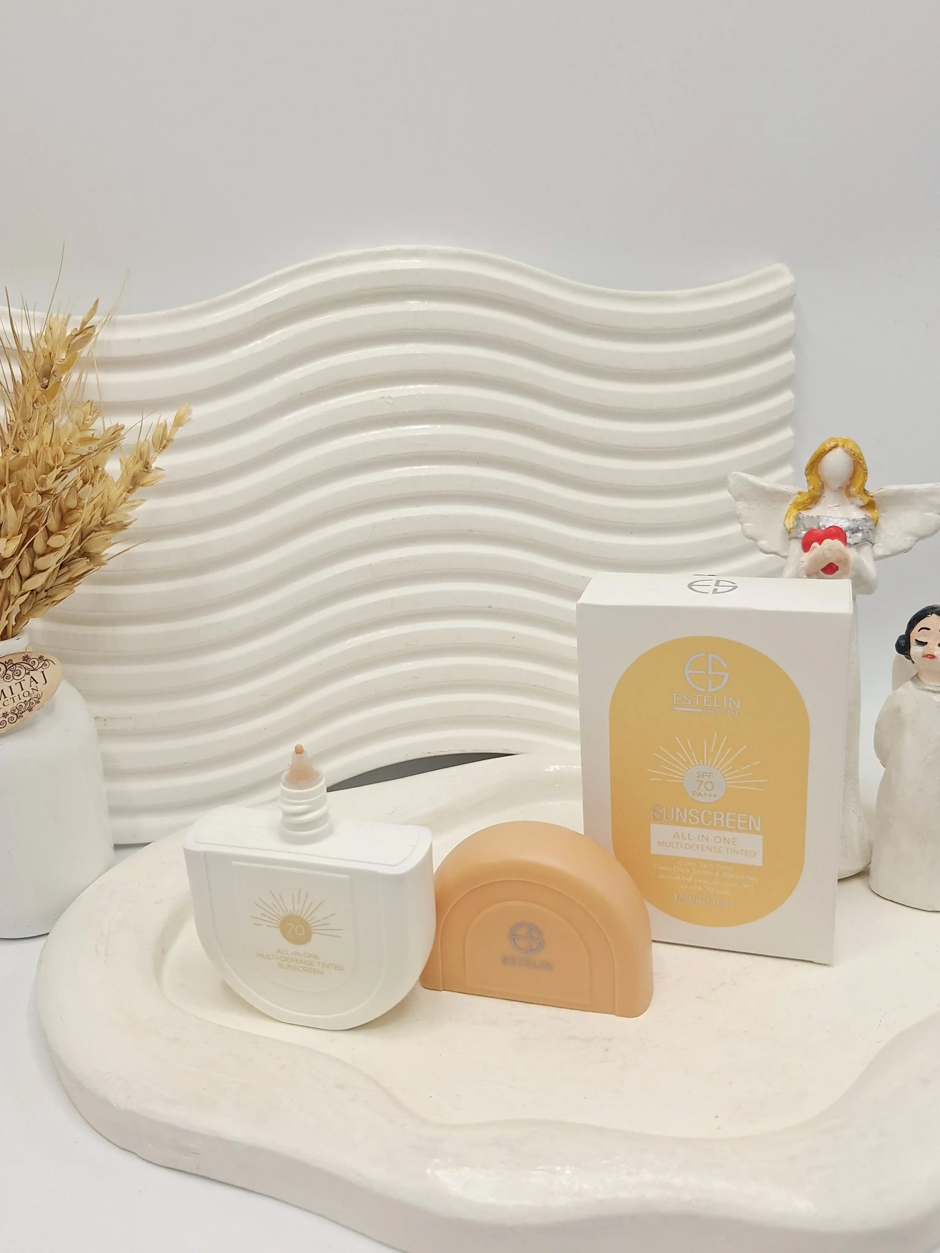 کرم ضد آفتاب استیلن رنگی 50 میل spf70 اصلی کد 4589 (کارتن نارنجی)