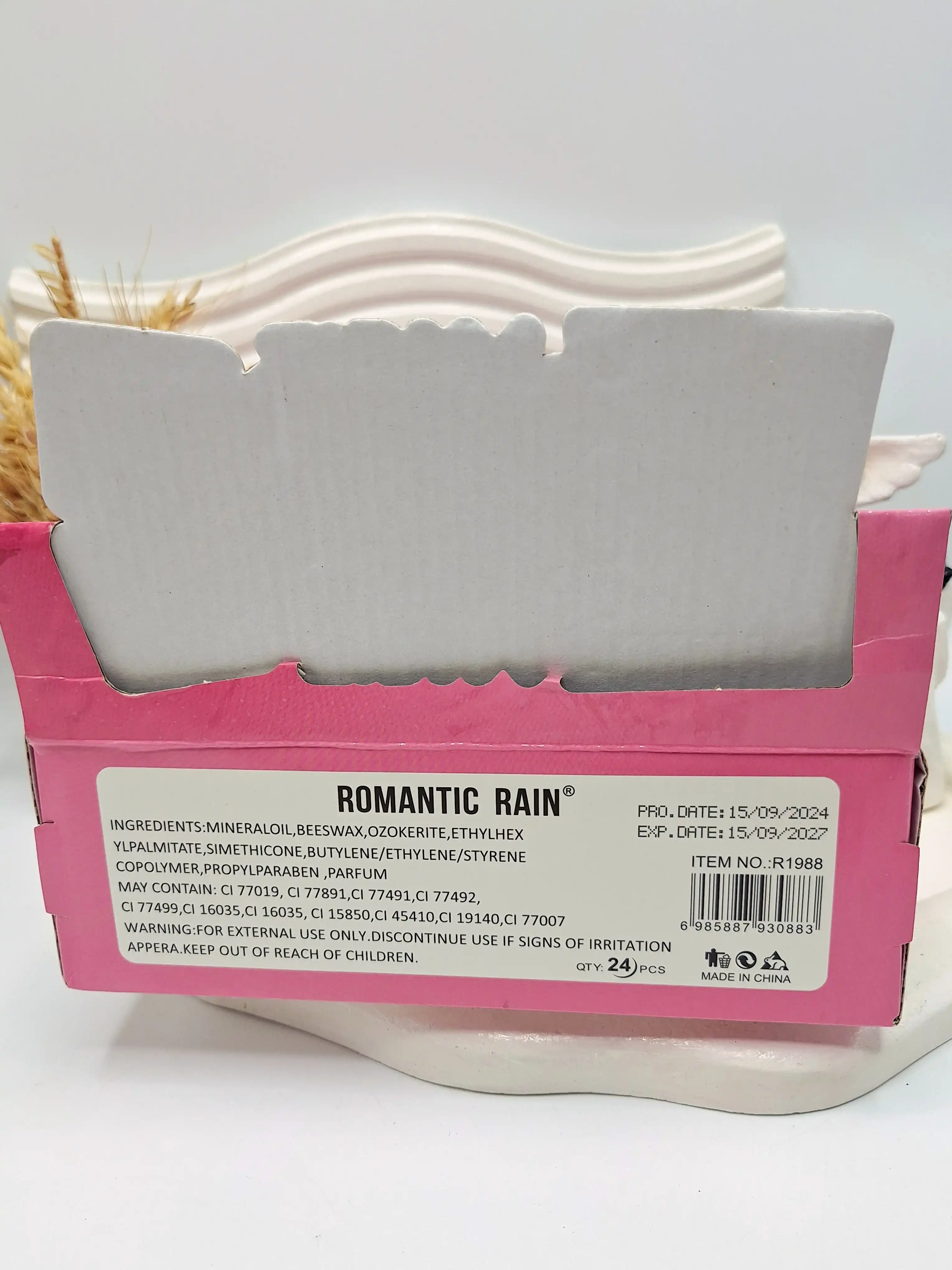 رژ گونه و رژ لب جادویی مشکی برند ROMANTIC RAIN کد 1988