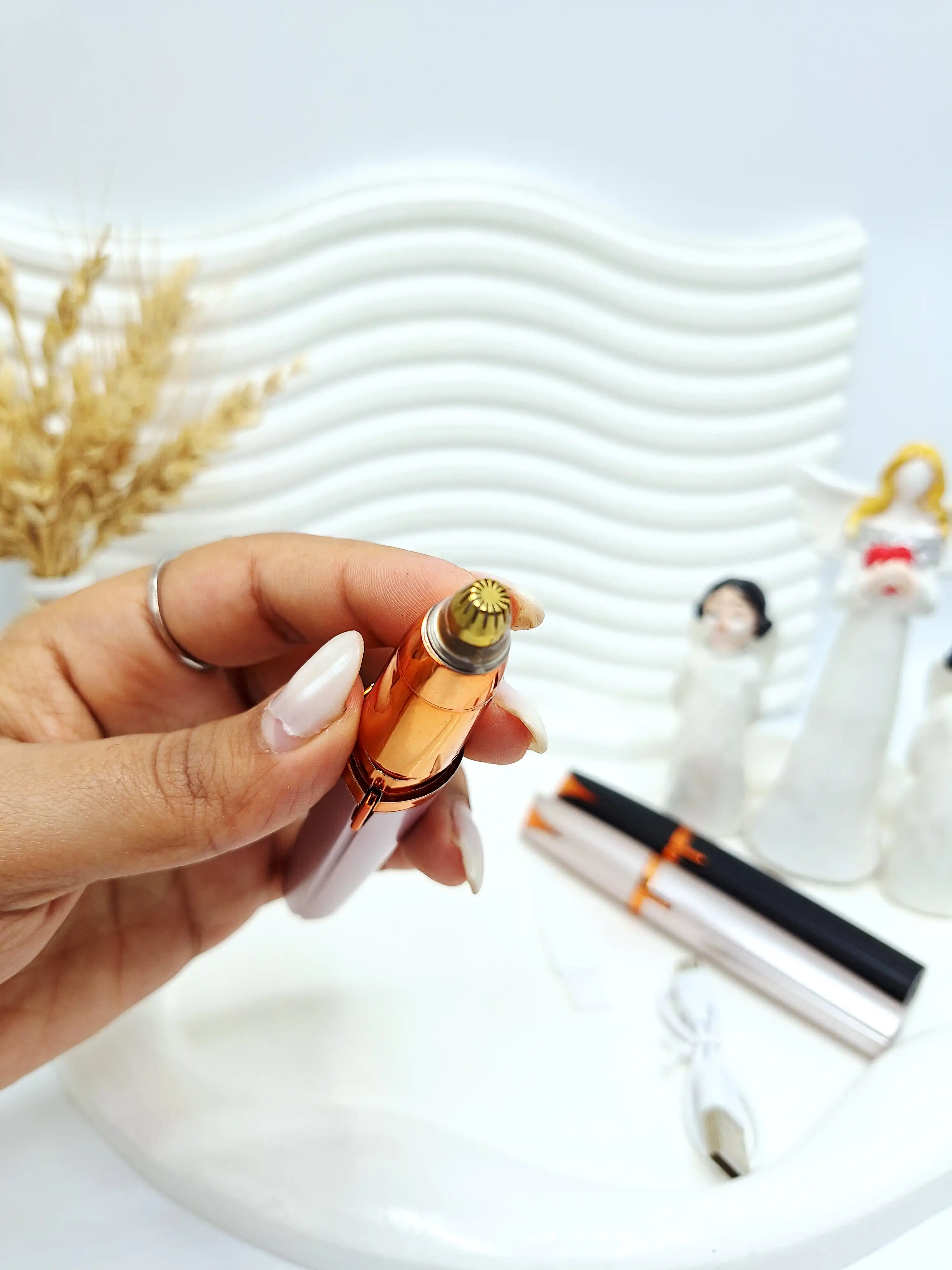 موزن مخصوص ابرو حرفه ای Flawlbss کد 0556